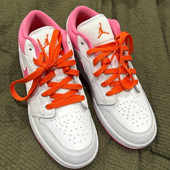 Jordan air low “pinksicle”